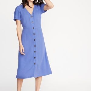 ✨Old navy midi dress✨ NEVER WORN-new with tags!